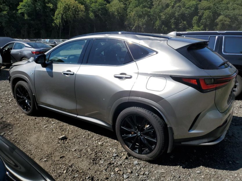 Used 2025 Lexus NX 350 F Sport image 4