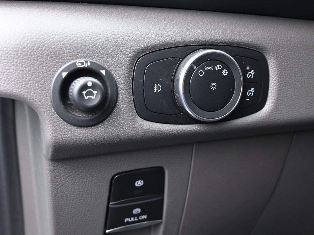 Used 2023 Ford Transit 350 XLT image 14