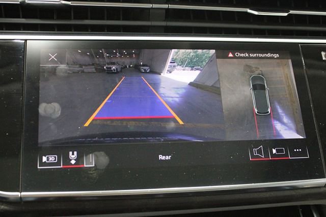 Used 2021 Audi Q7 3.0T Prestige image 6