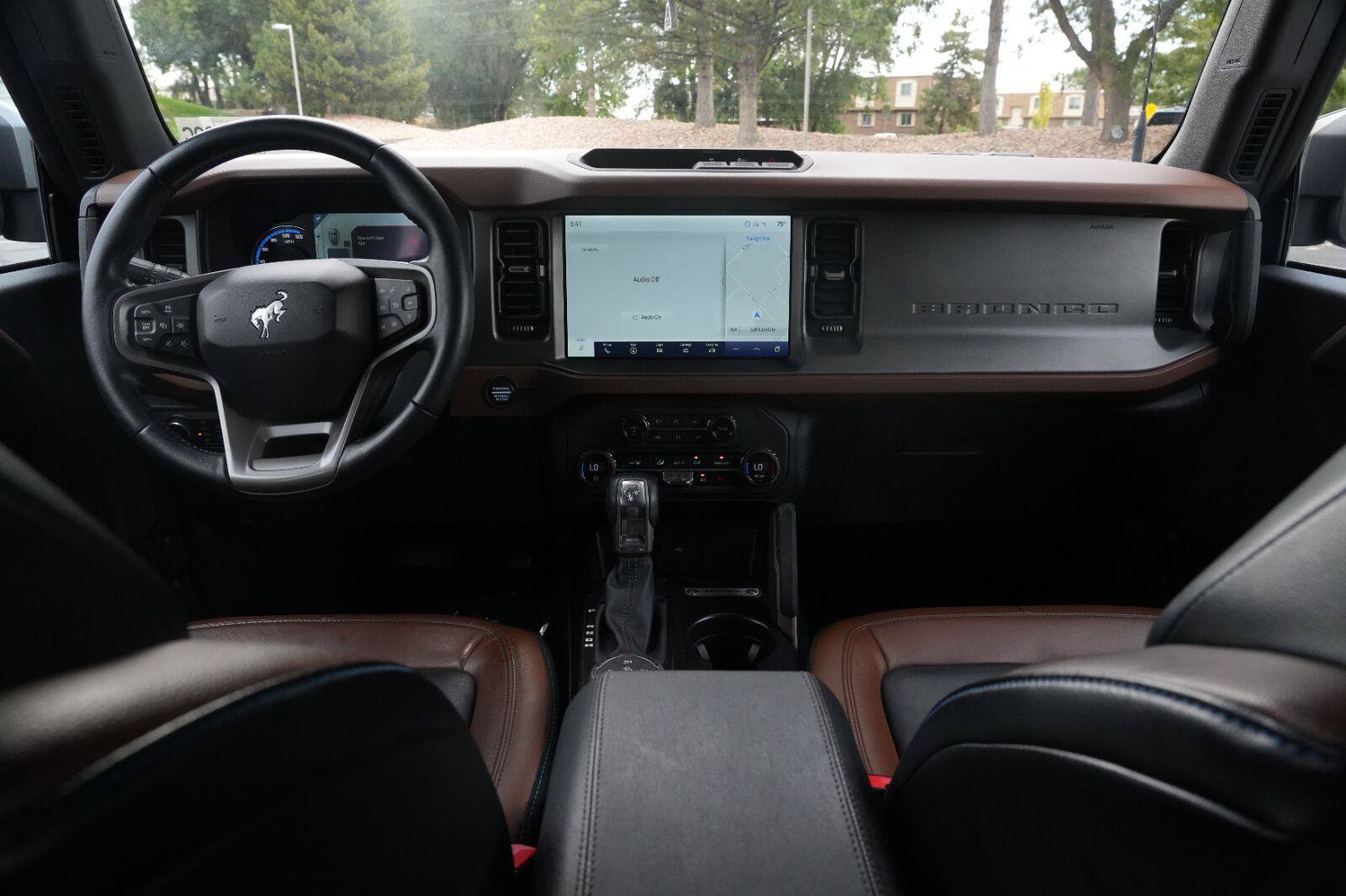 Used 2024 Ford Bronco Outer Banks AWD/4WD image 21