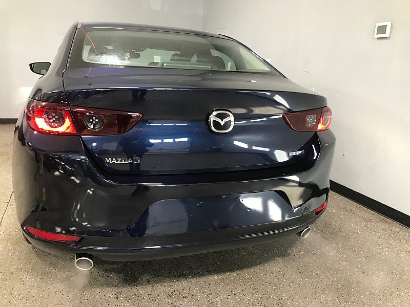 Used 2021 MAZDA MAZDA3 s image 4