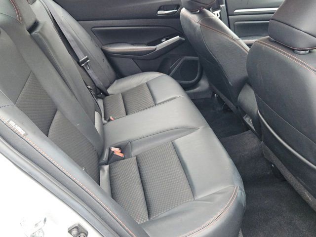 Used 2025 Nissan Altima 2.5 SR image 30