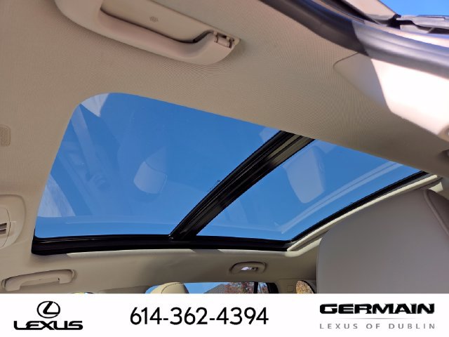 Used 2019 Buick Envision Premium AWD/4WD image 29