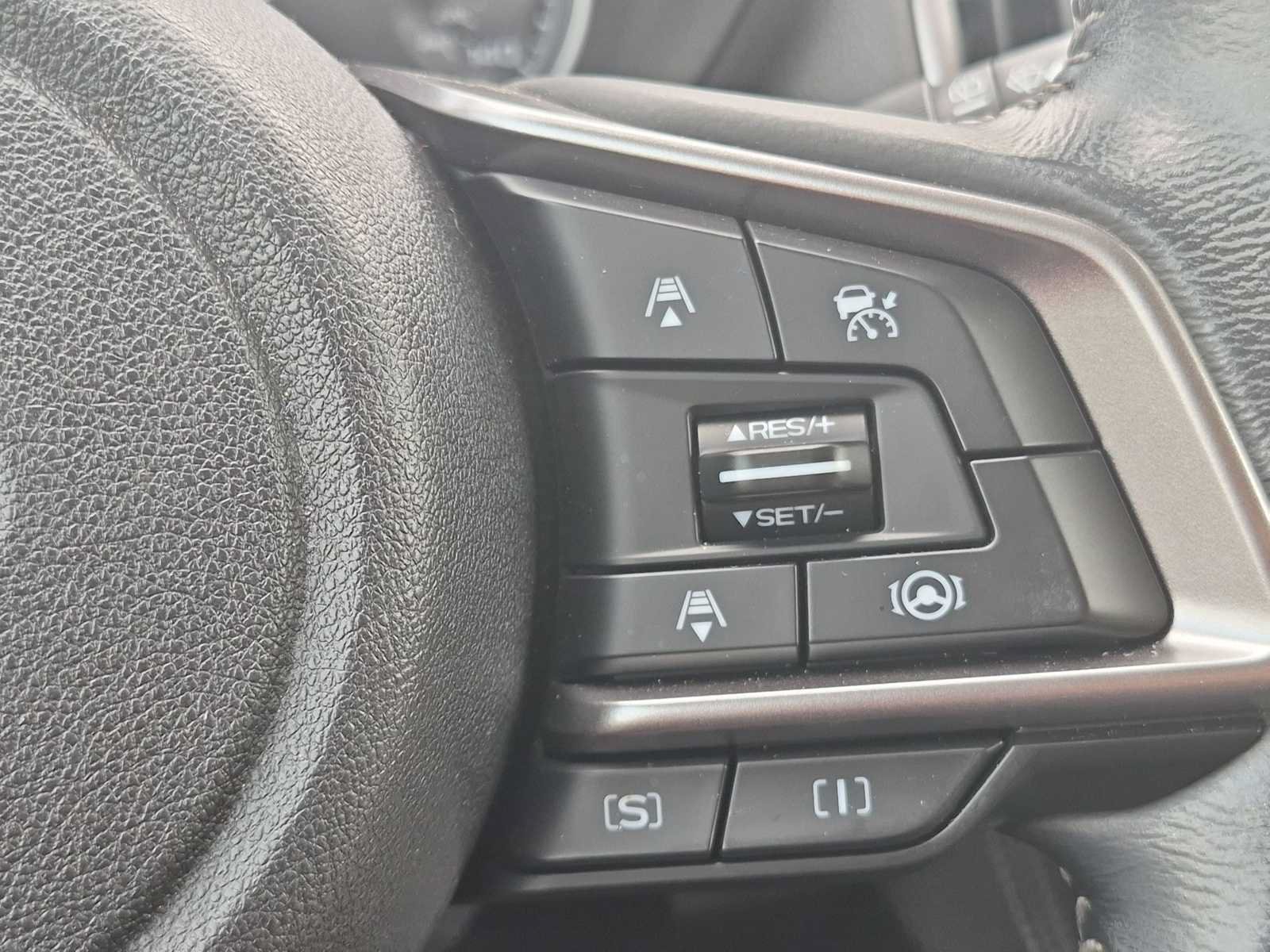 Used 2023 Subaru Forester Premium AWD/4WD image 25