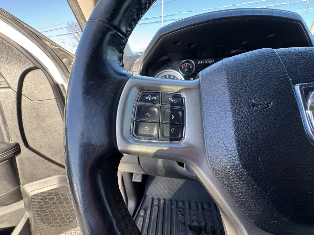 Used 2018 RAM 1500 Laramie image 19