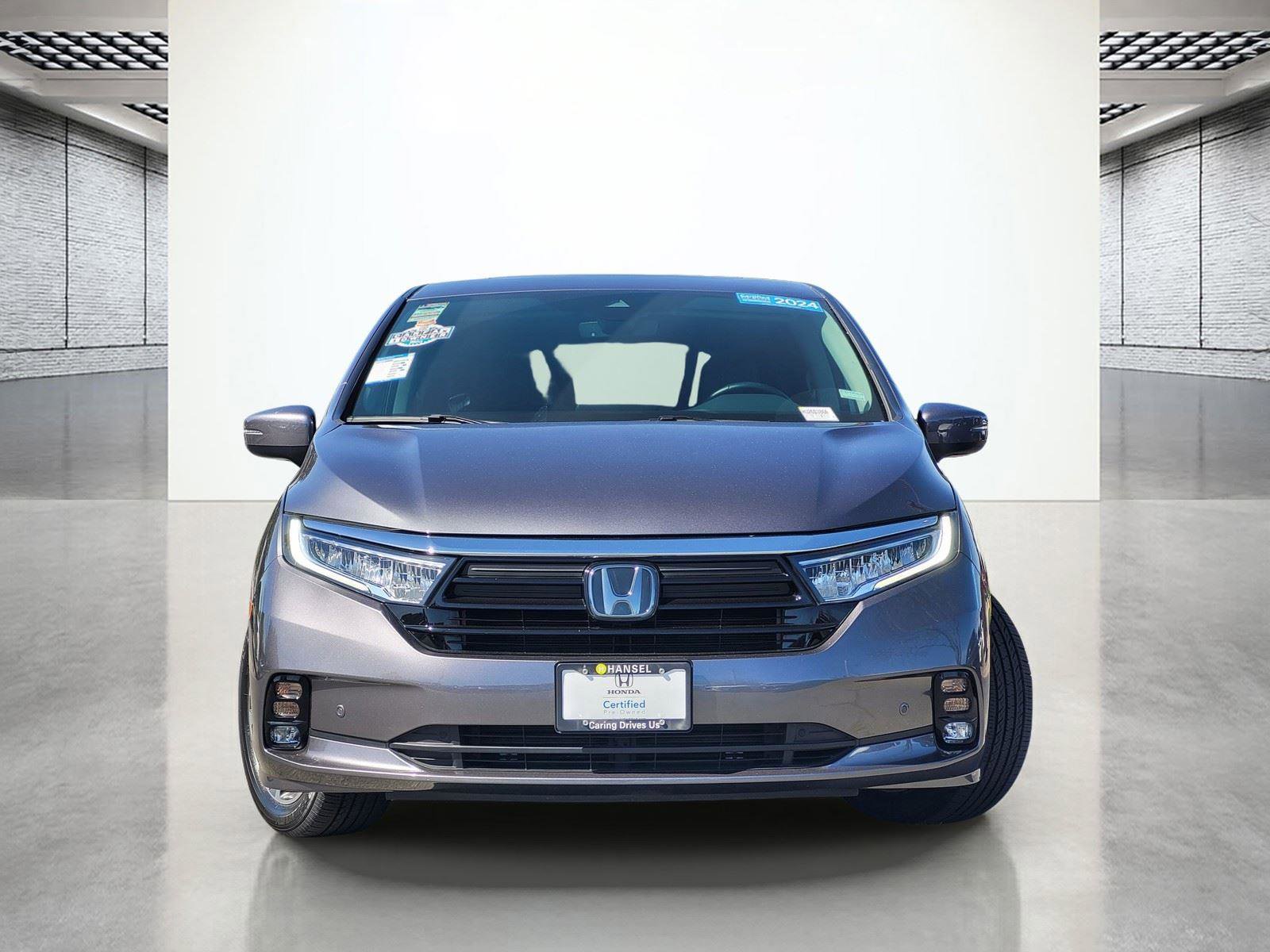 Used 2024 Honda Odyssey Touring image 4