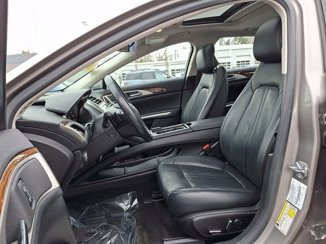 Used 2016 Lincoln MKZ w/ Equipment Group 300A Reserve image 14