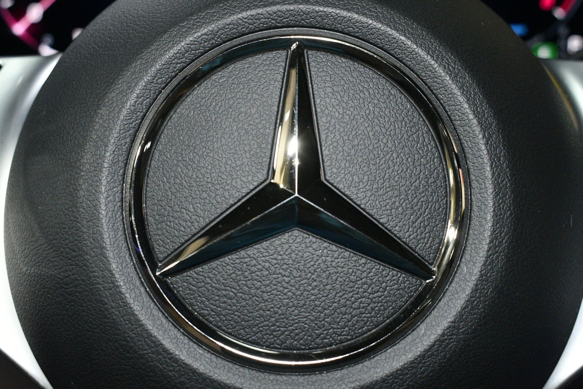 Used 2023 Mercedes-Benz C 300 Sedan image 29