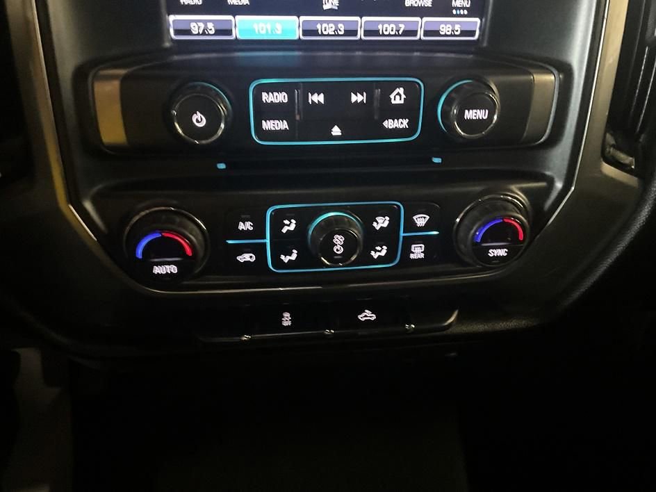Used 2018 Chevrolet Silverado 1500 LT w/ All Star Edition AWD/4WD image 19