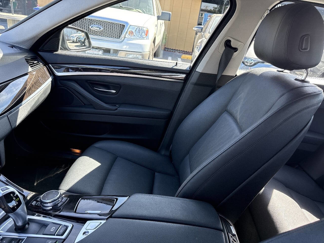 Used 2015 BMW 528i Sedan image 14