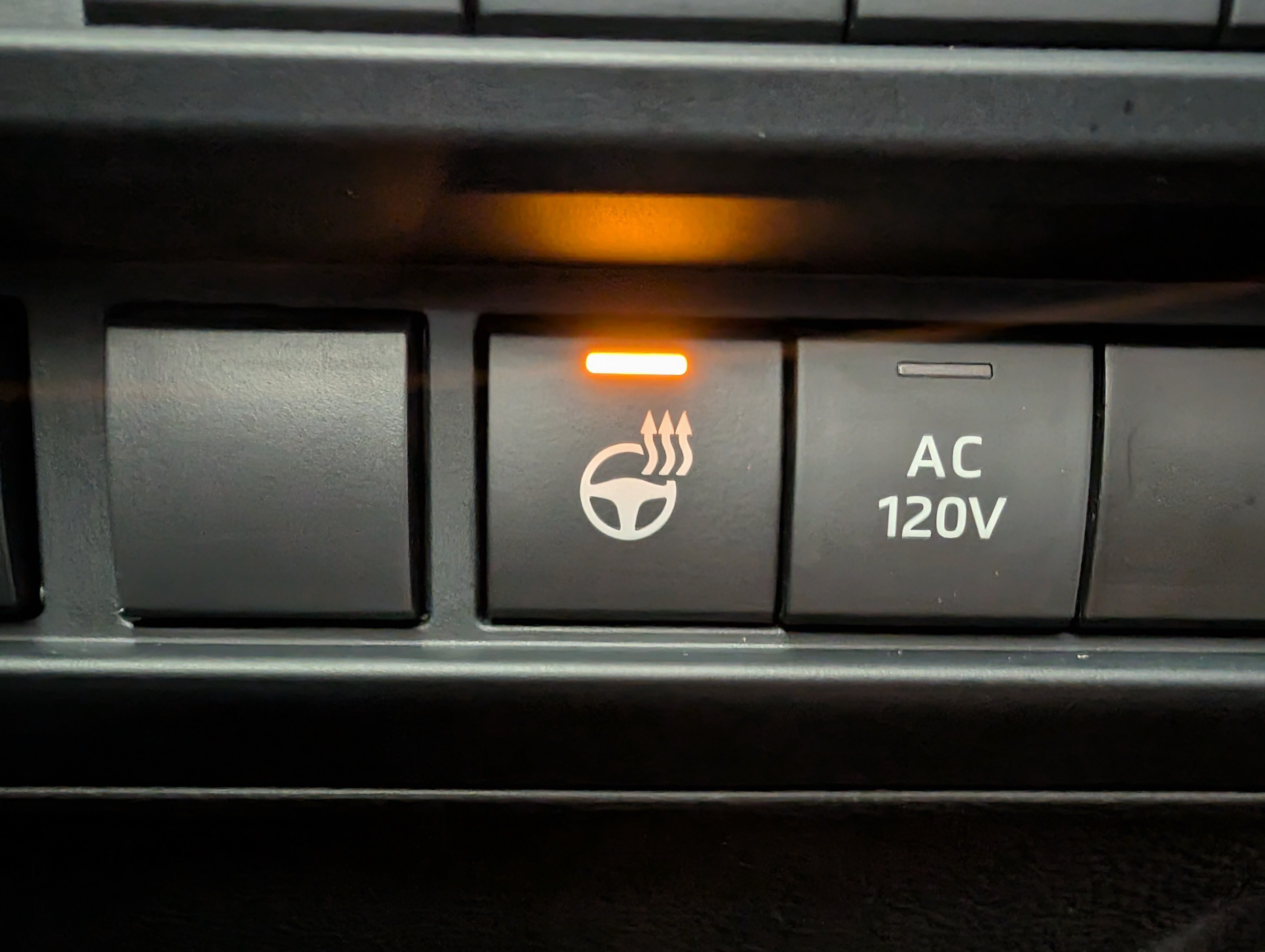 Used 2022 Toyota Tundra TRD Pro AWD/4WD image 33