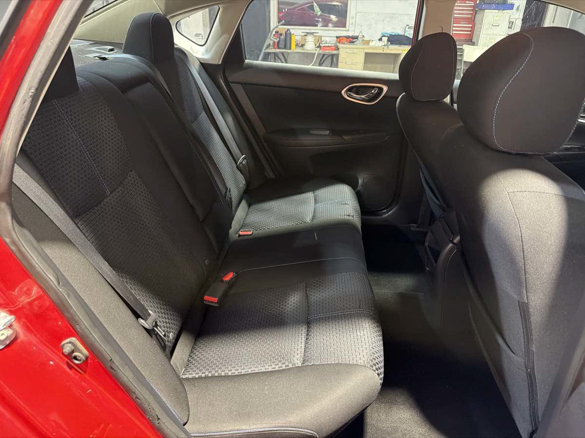 Used 2016 Nissan Sentra SR w/ Driver's Assist Package FWD image 25