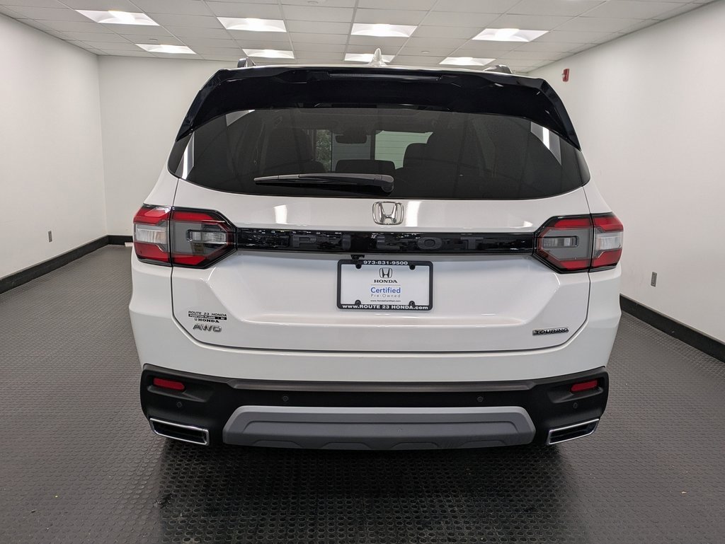 Certified 2023 Honda Pilot Touring image 5