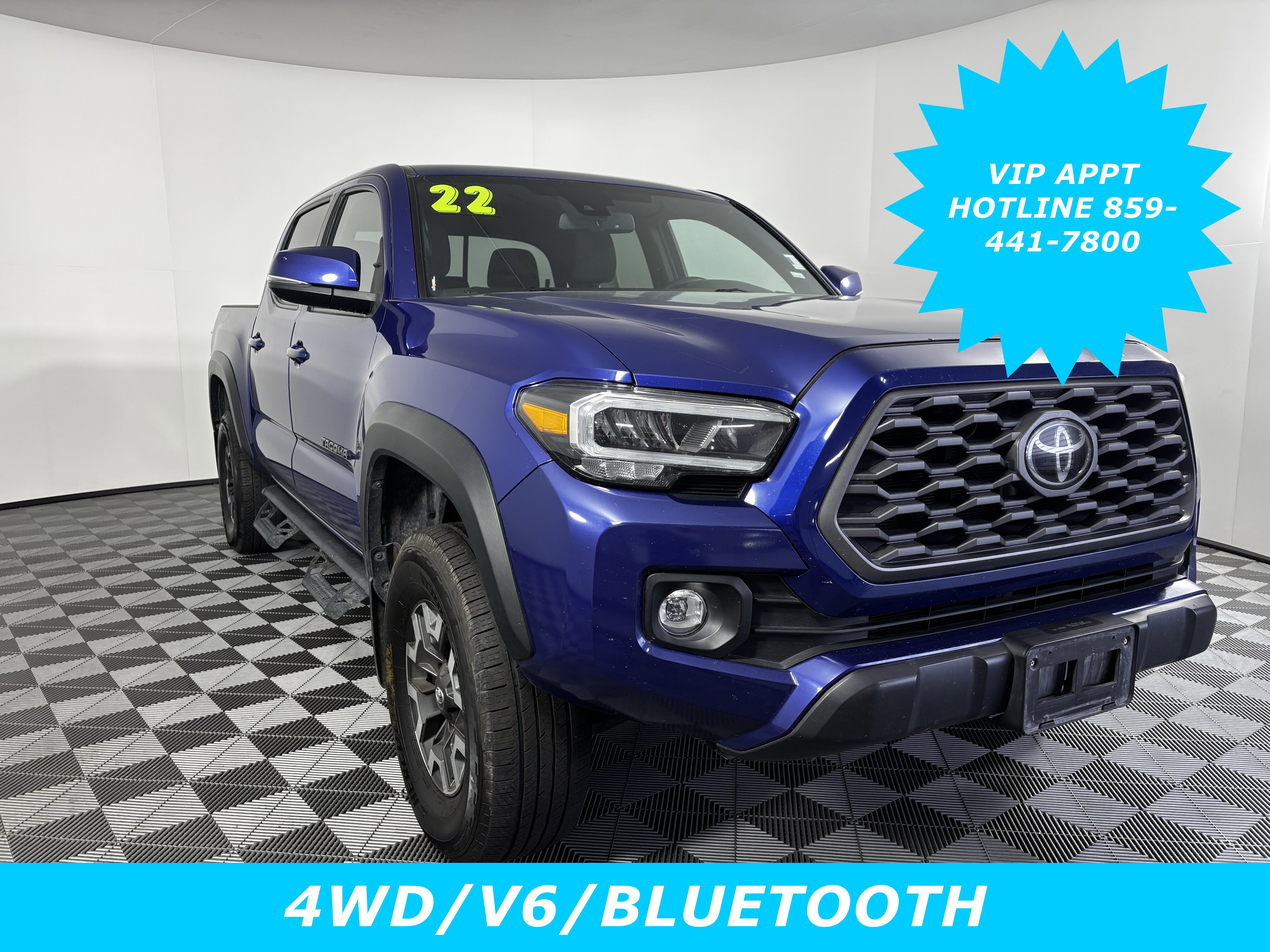 Used 2022 Toyota Tacoma TRD Off-Road image 1