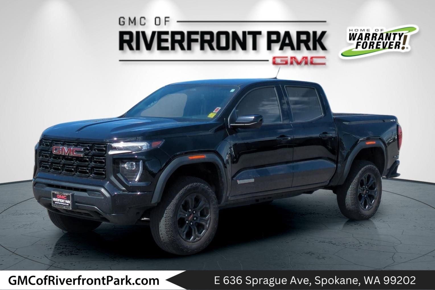 Used 2025 GMC Canyon Elevation AWD/4WD image 1