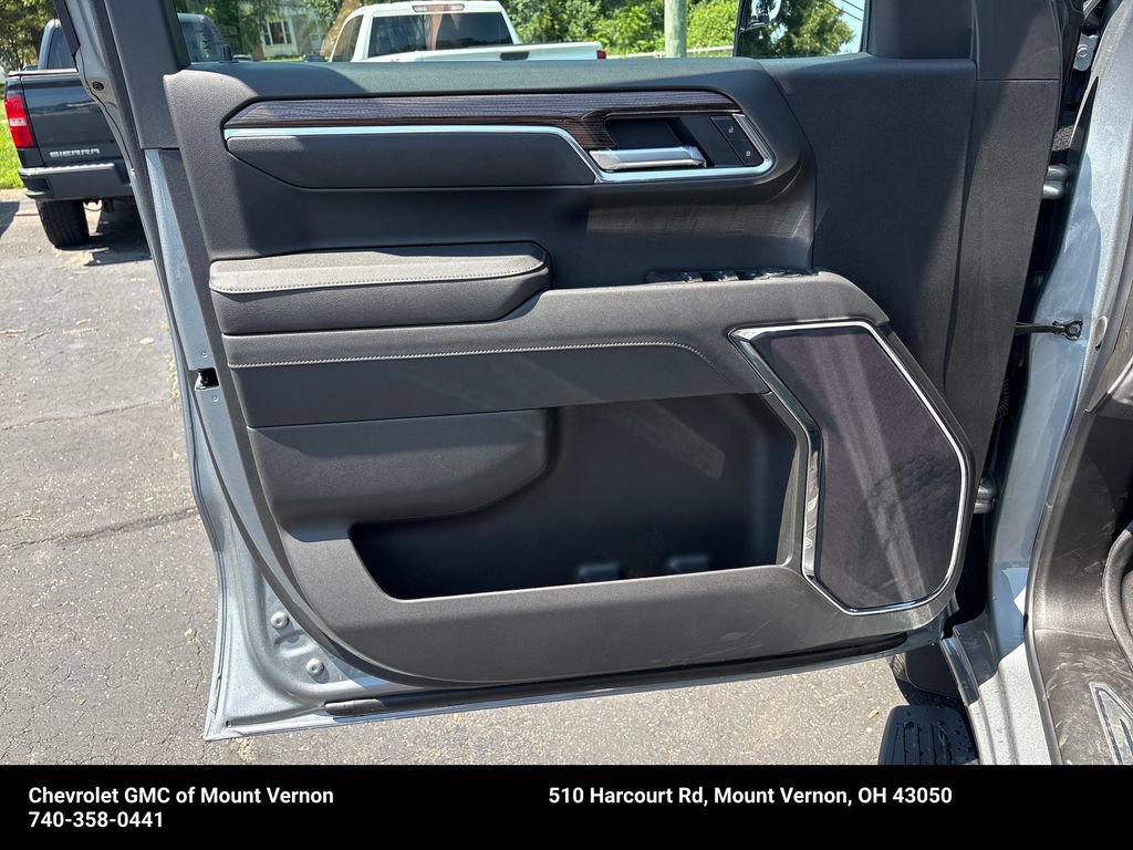 New 2026 Chevrolet Silverado 1500 LT w/ LPO, Dark Essentials Package AWD/4WD image 14