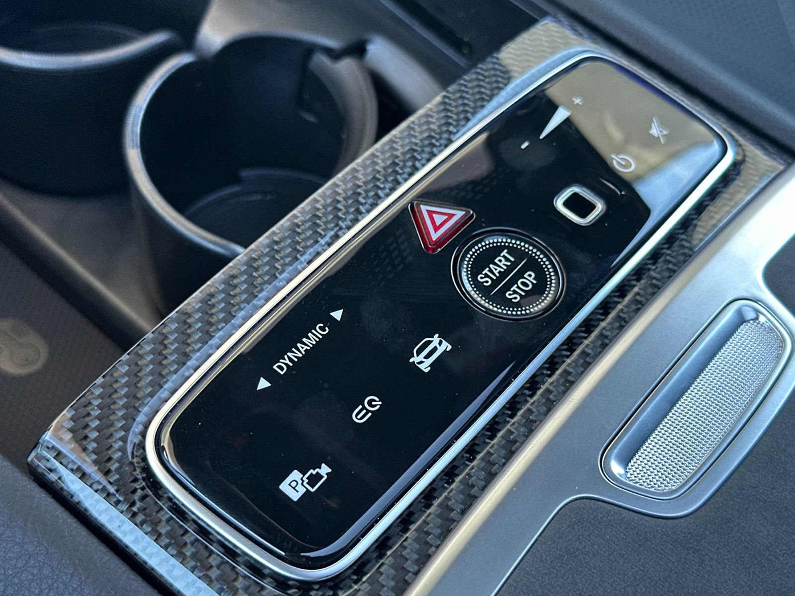 New 2026 Mercedes-Benz EQS 550 4MATIC SUV image 25