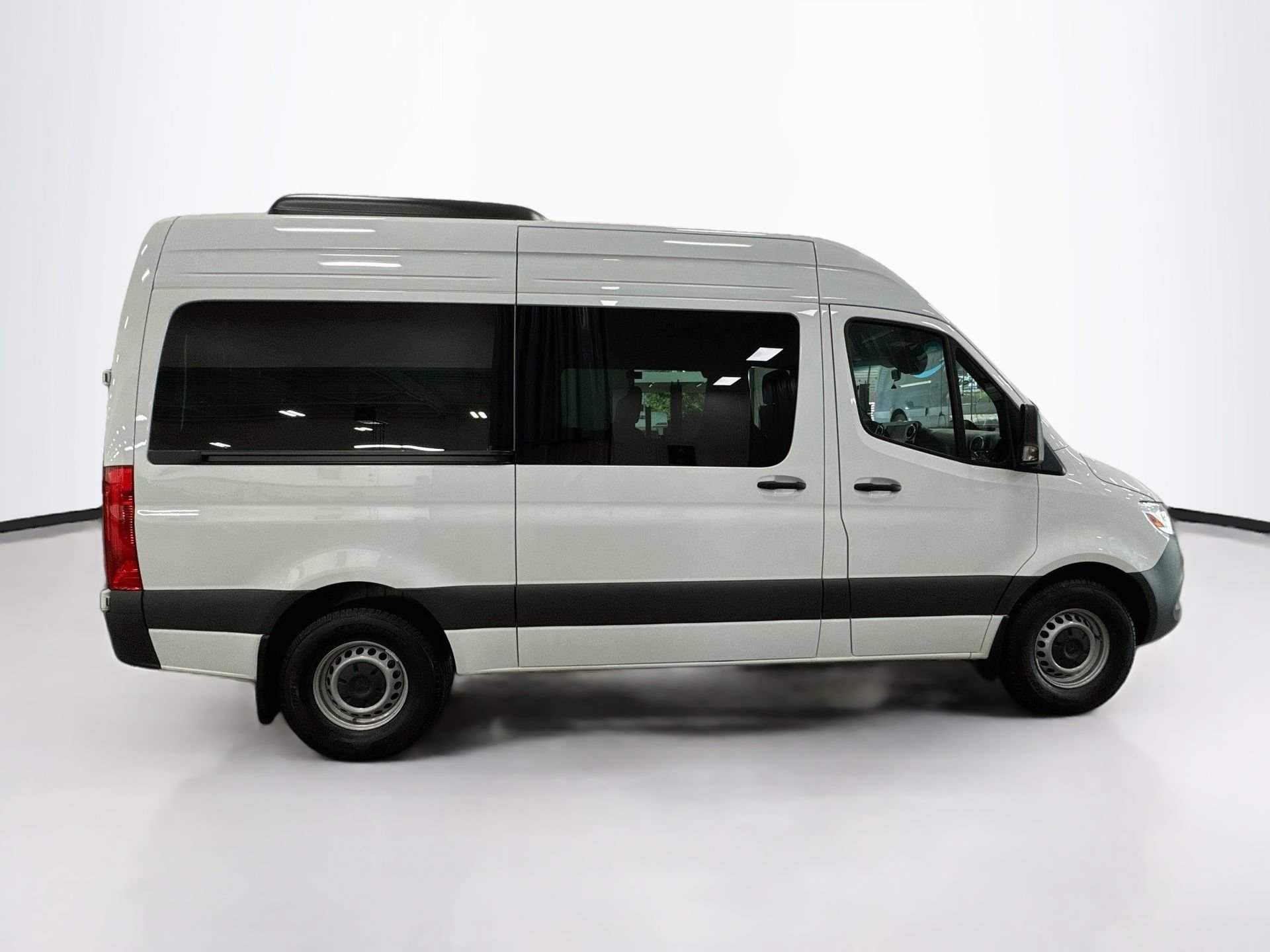 Certified 2025 Mercedes-Benz Sprinter 2500 image 9