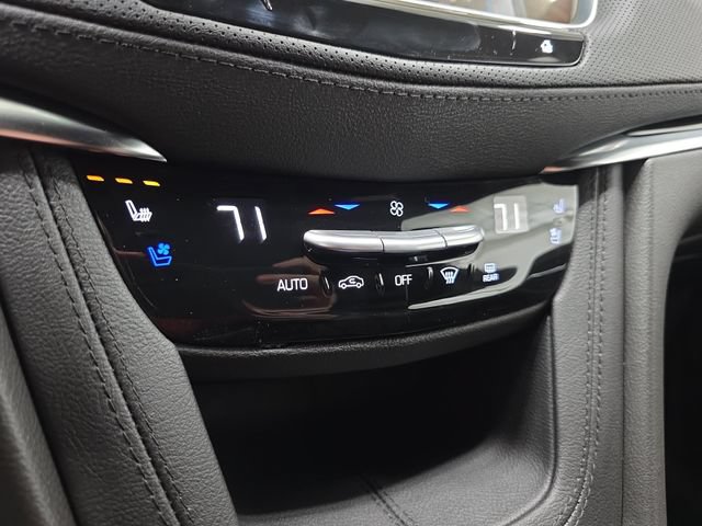 New 2026 Cadillac XT5 Premium Luxury w/ LPO, ONYX Package FWD image 20