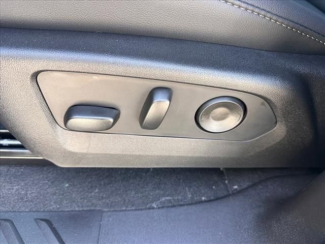 New 2026 GMC Canyon Elevation w/ Convenience Package image 25