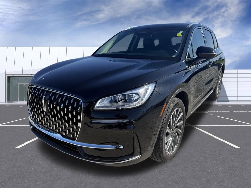 Used 2023 Lincoln Corsair Reserve w/ Equipment Group 201A image 6