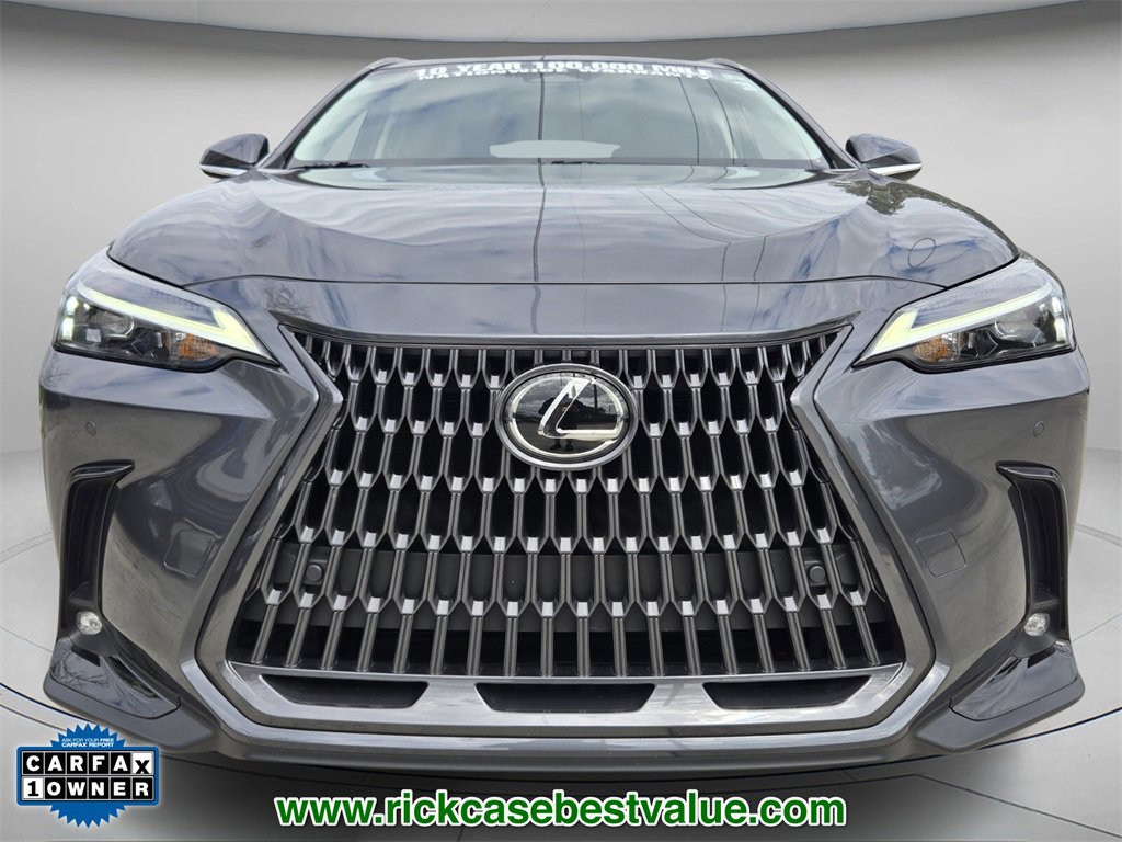 Used 2025 Lexus NX 250 FWD image 5