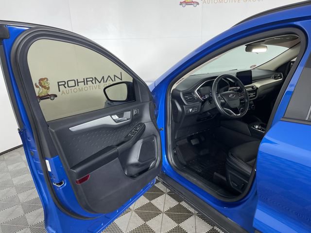 Used 2020 Ford Escape SEL image 18