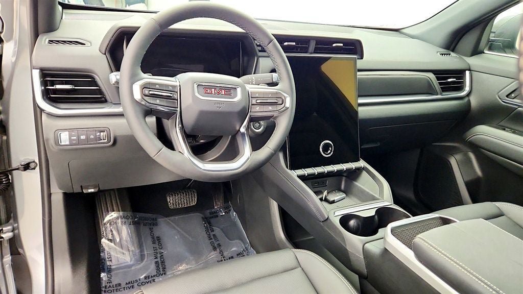 Used 2026 GMC Terrain Elevation w/ Elevation Premium Package FWD image 13