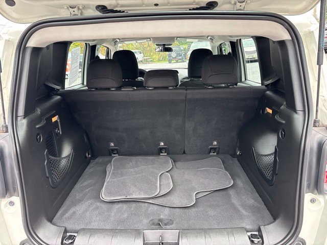 Used 2017 Jeep Renegade Sport w/ Power & Air Group FWD image 10