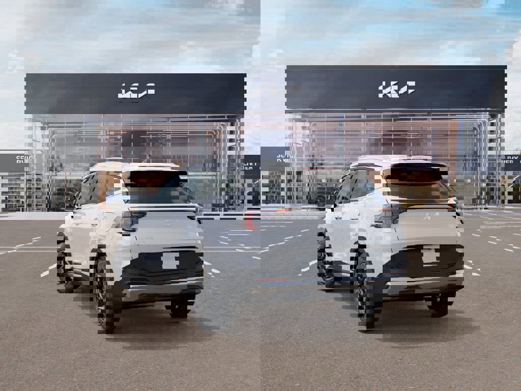 New 2026 Kia Sportage EX image 4