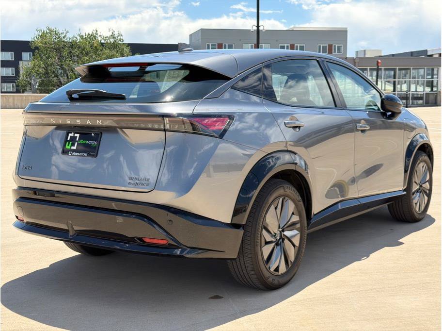 Used 2024 Nissan Ariya AWD image 8