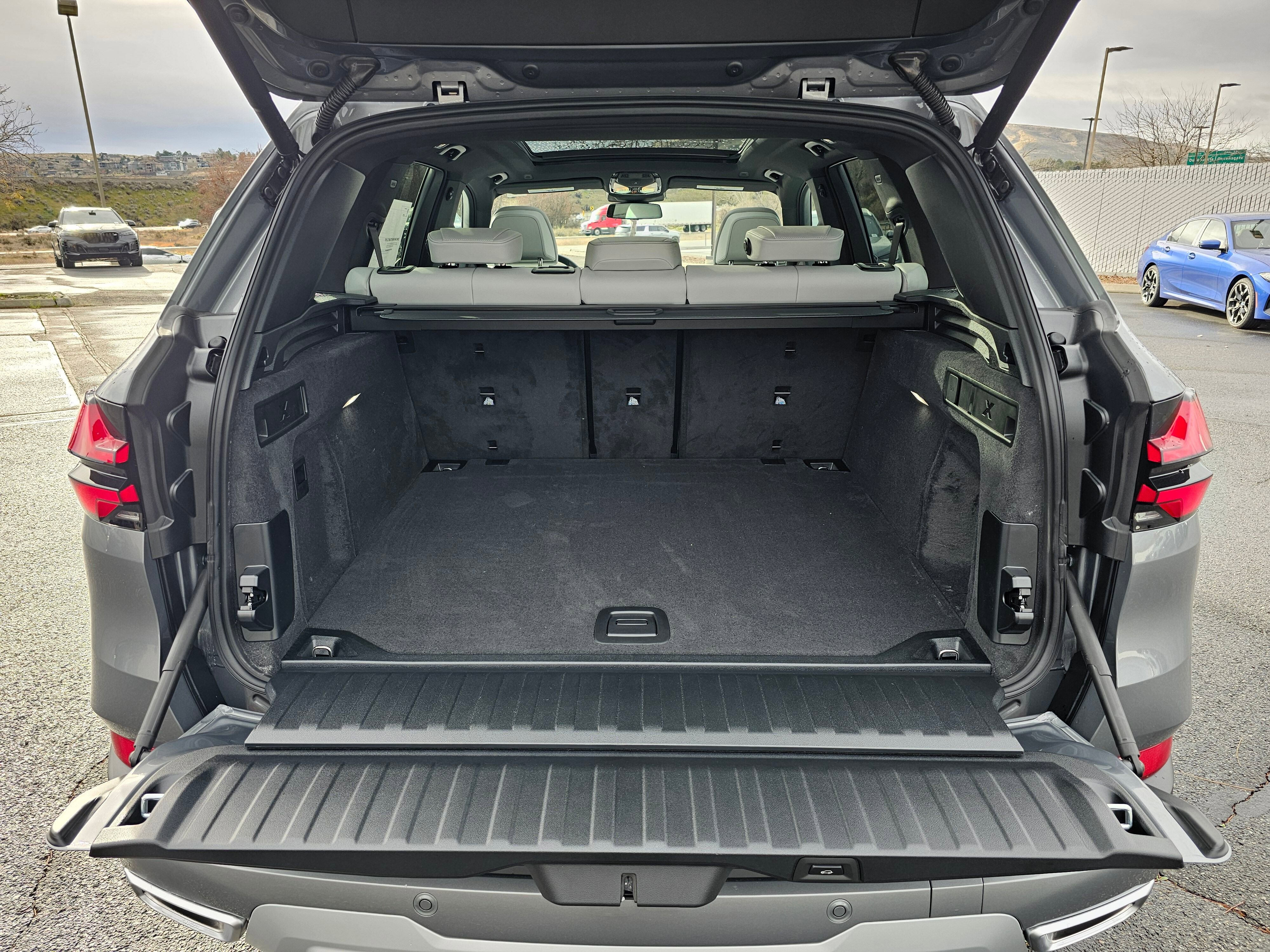 New 2026 BMW X5 xDrive40i w/ Climate Comfort Package image 30