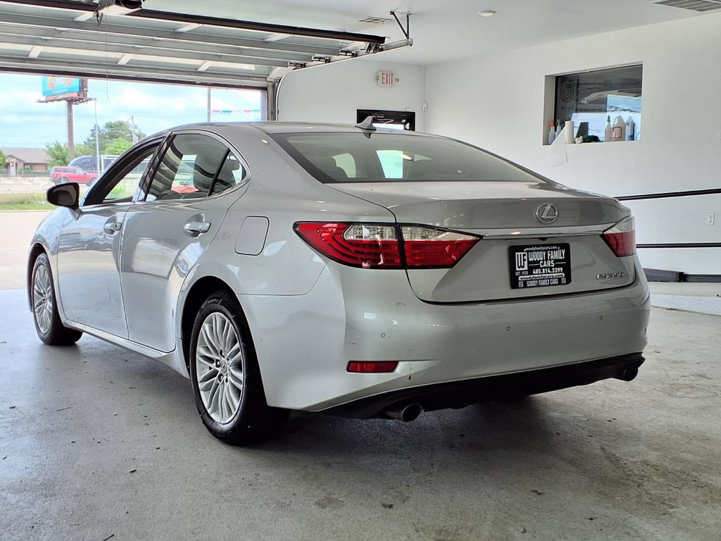 Used 2013 Lexus ES 350 w/ Luxury Pkg FWD image 19