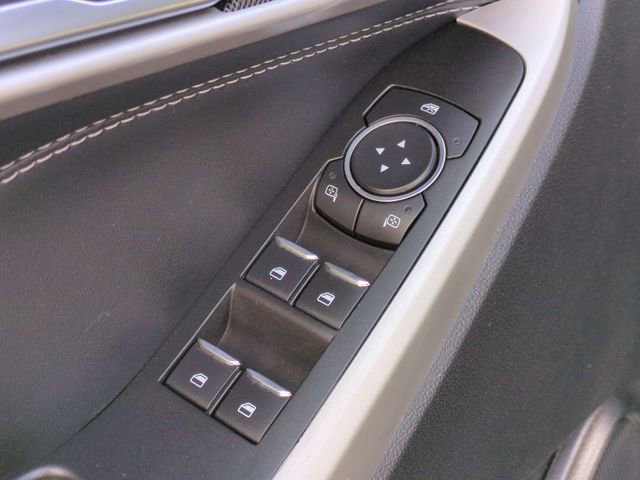 Used 2022 Ford Explorer XLT w/ Equipment Group 202A image 13