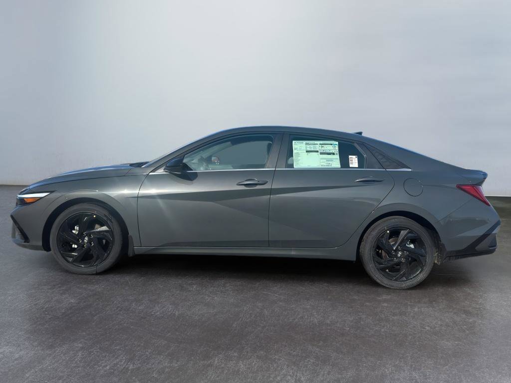 New 2026 Hyundai Elantra SEL Sport Premium image 8