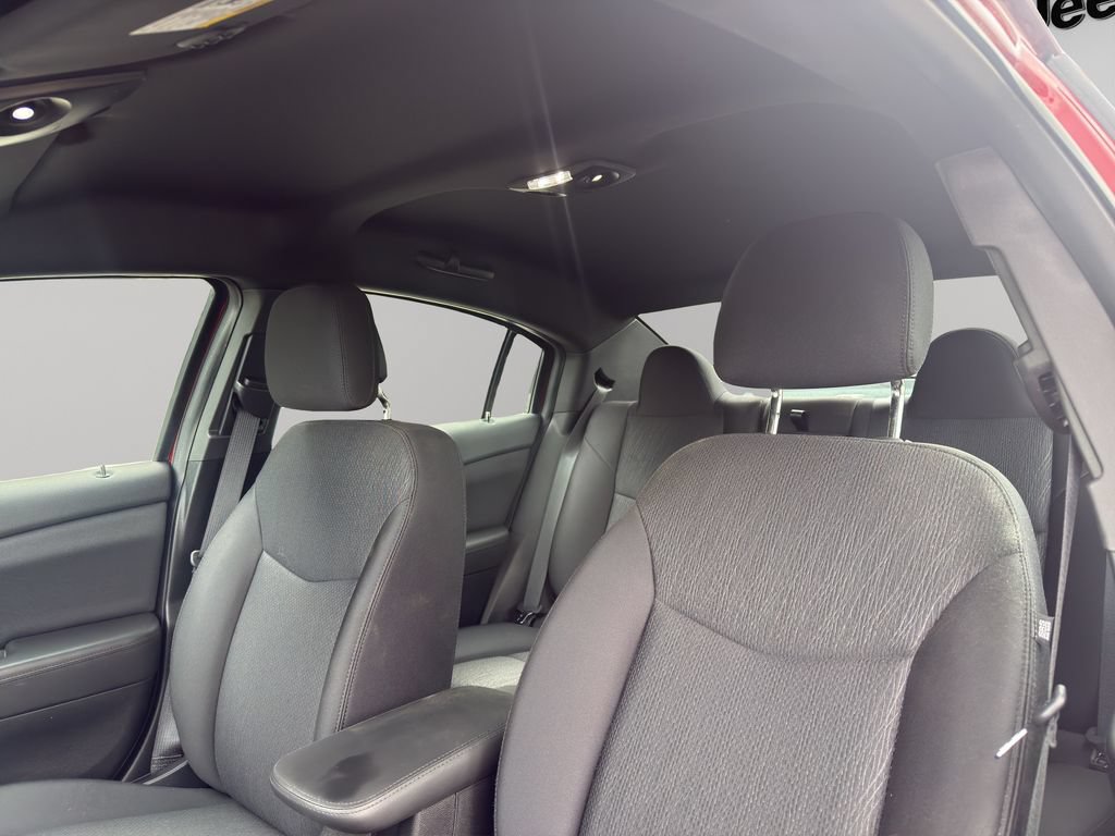 Used 2013 Chrysler 200 Touring FWD image 4