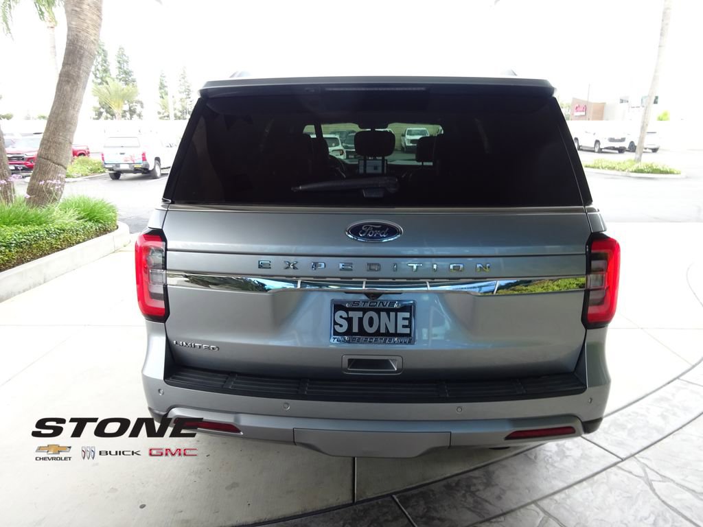 Used 2022 Ford Expedition Limited AWD/4WD image 7