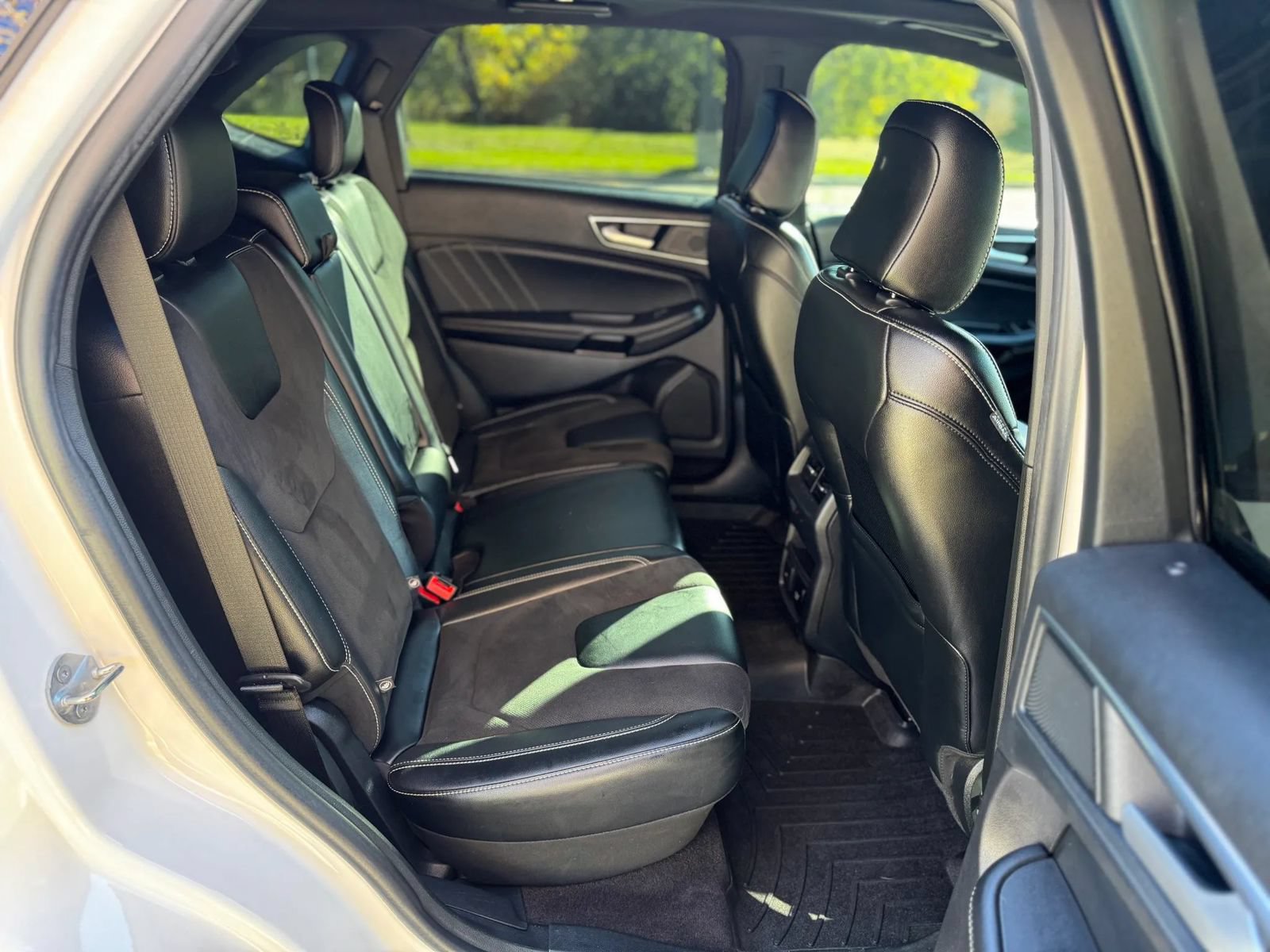 Used 2020 Ford Edge ST w/ Equipment Group 401A AWD/4WD image 15