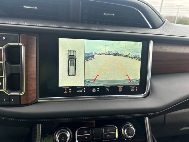 Used 2023 GMC Yukon Denali Ultimate image 23