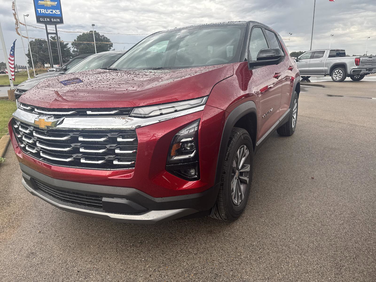 New 2026 Chevrolet Equinox LT w/ Convenience Package II image 1