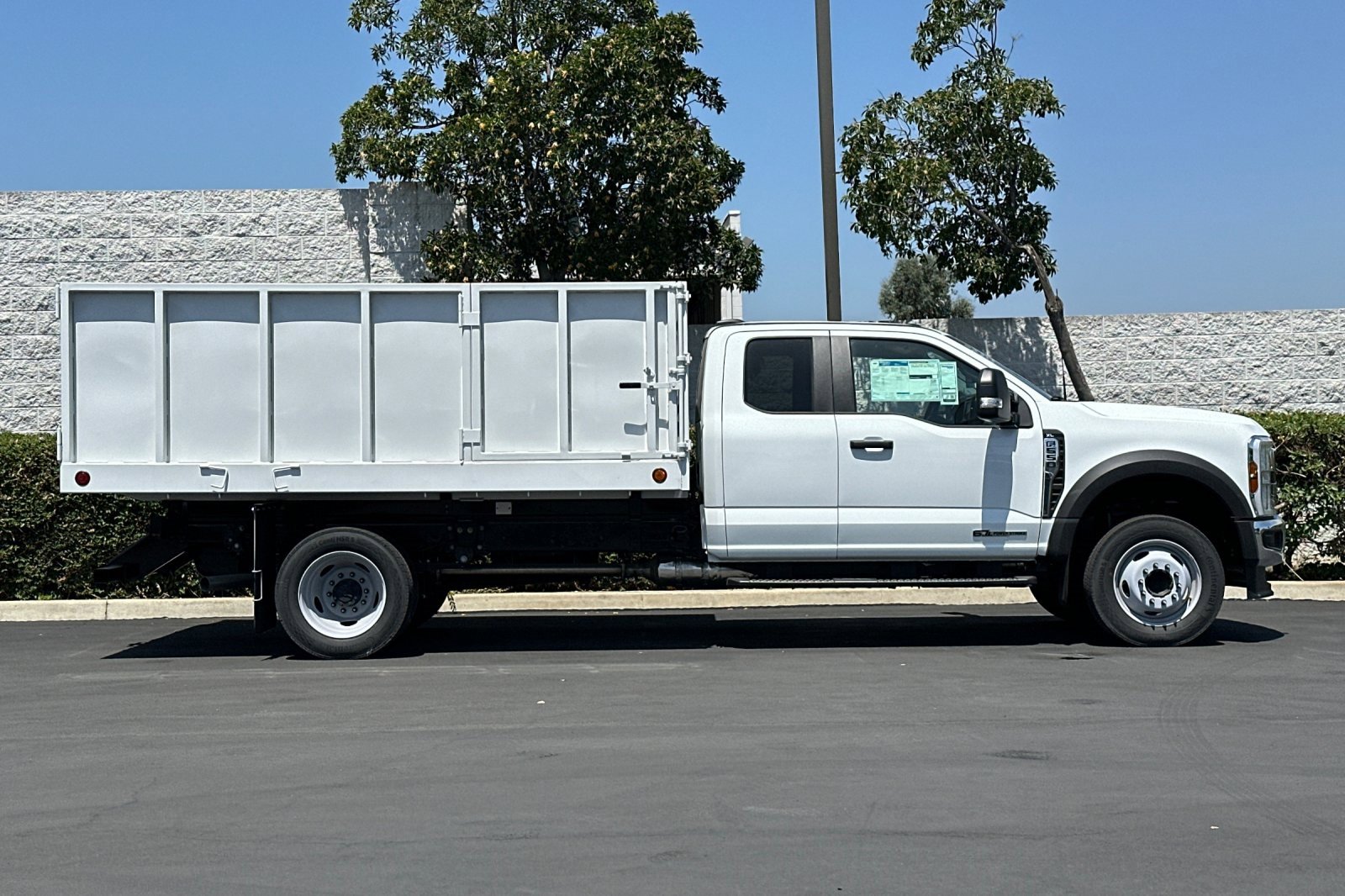 New 2024 Ford F550 2WD SuperCab Super Duty image 3