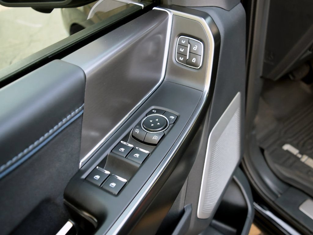 Used 2024 Ford F150 Platinum AWD/4WD image 32