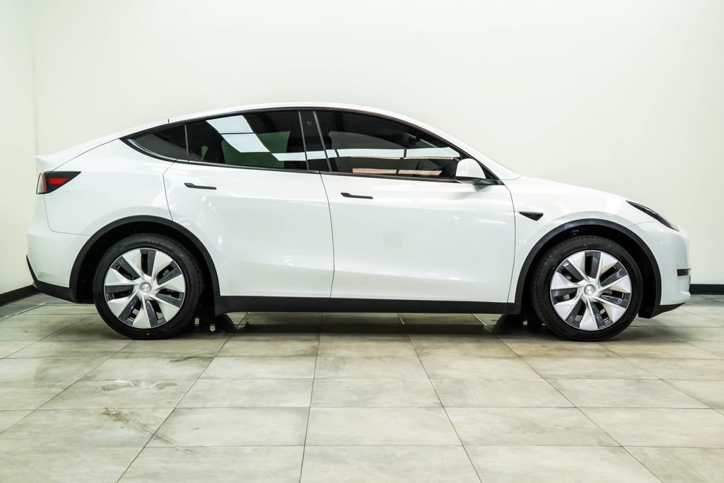 Used 2023 Tesla Model Y Long Range AWD/4WD image 7