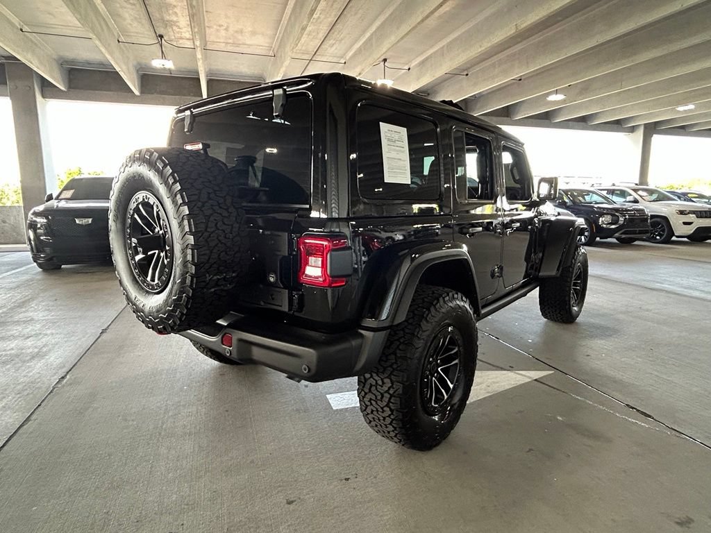 Used 2026 Jeep Wrangler Unlimited Rubicon AWD/4WD image 5