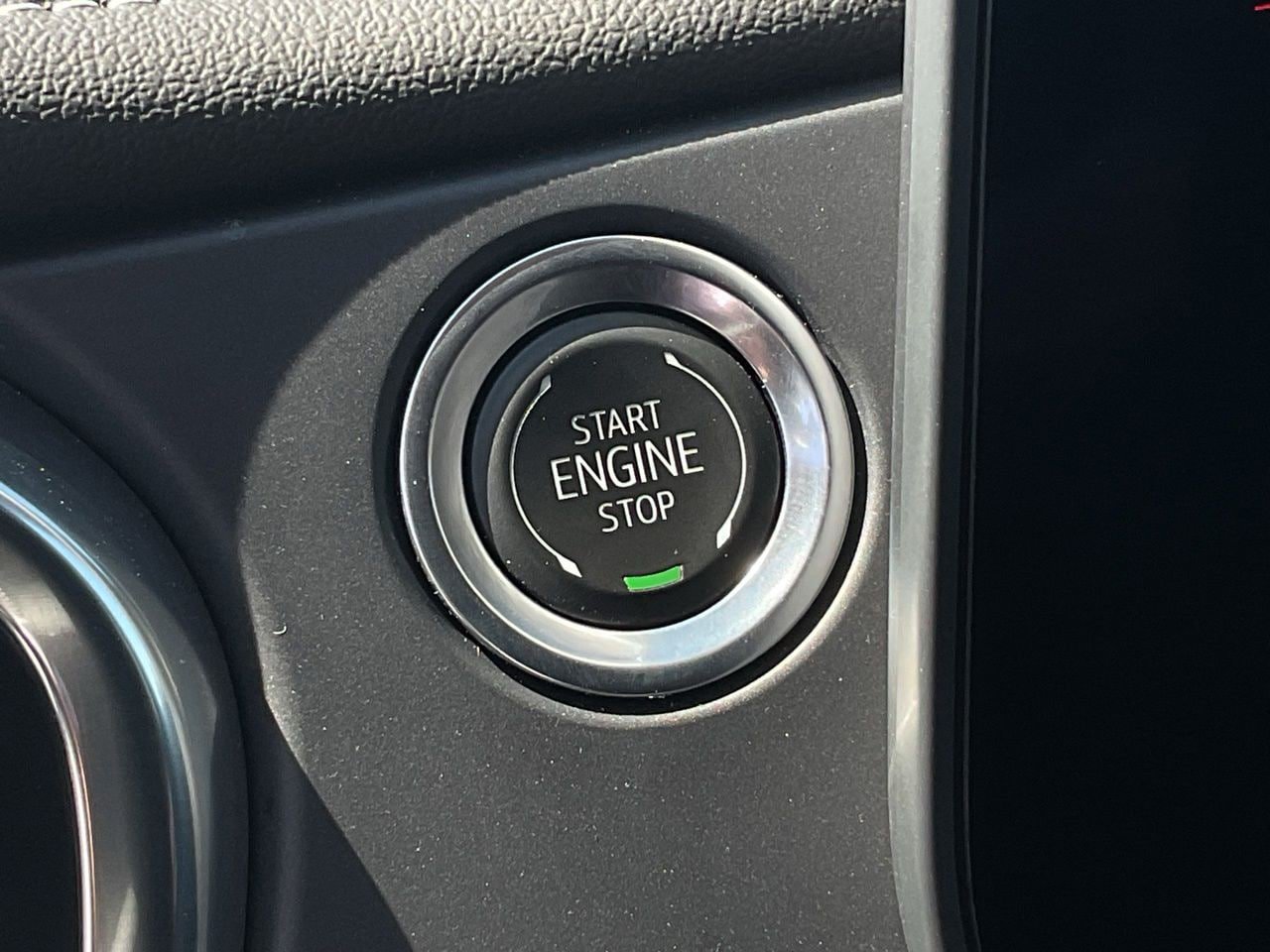 Used 2025 Chevrolet Blazer LT FWD image 21