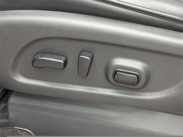 Used 2017 Nissan Titan PRO-4X image 20