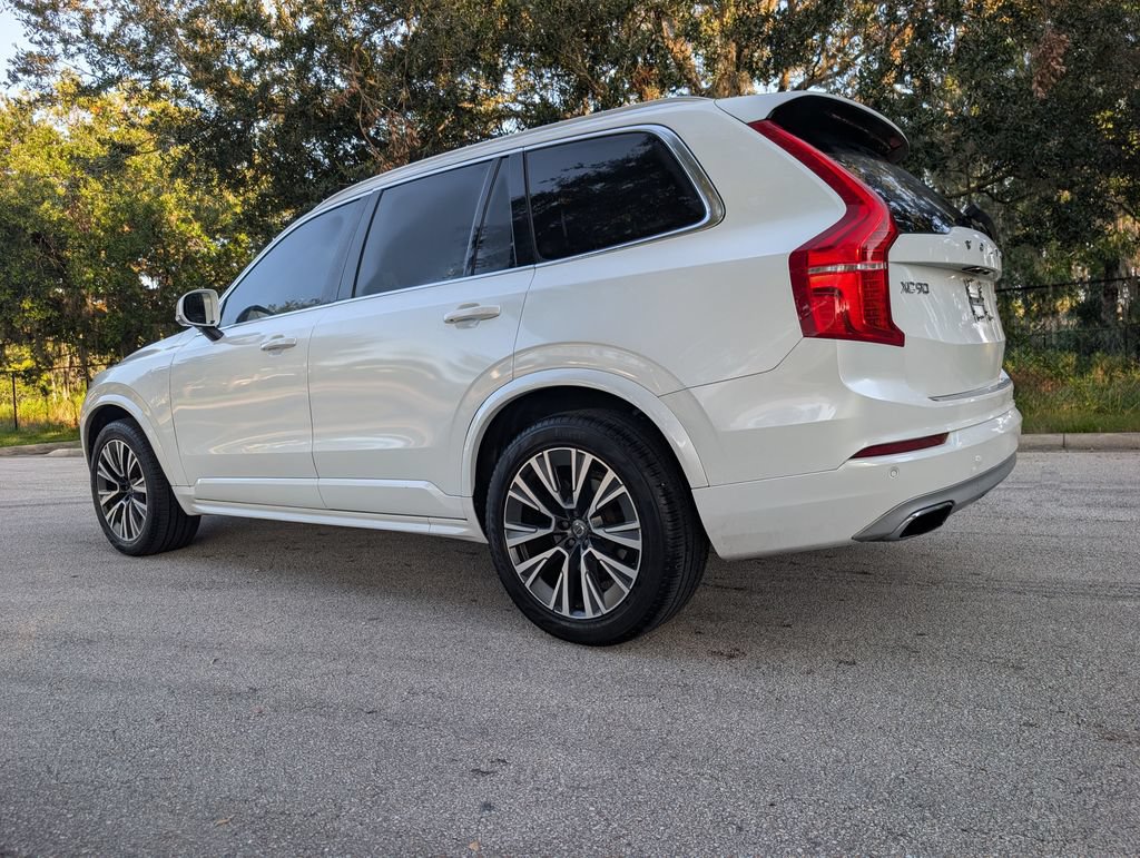 Used 2020 Volvo XC90 T6 Momentum w/ Protection Package Premier AWD/4WD image 6