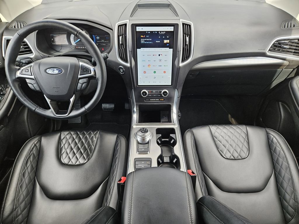Used 2024 Ford Edge Titanium image 20