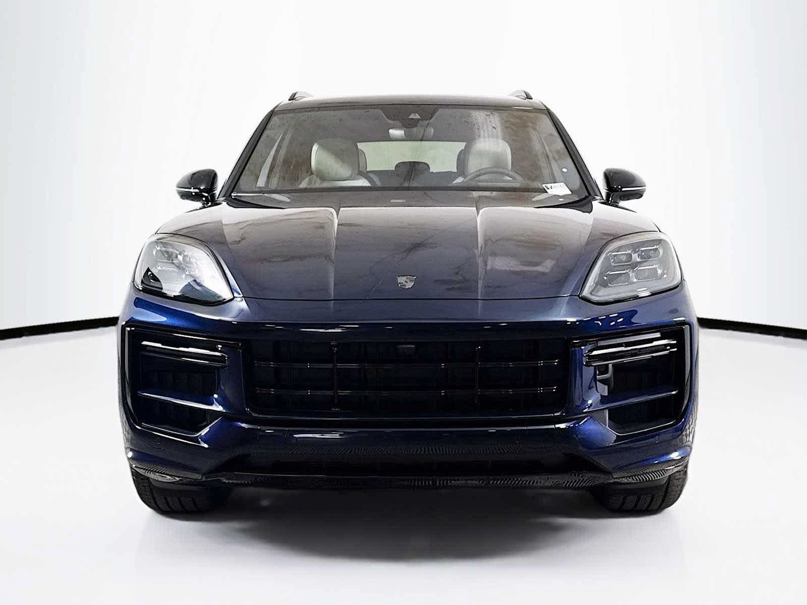 New 2025 Porsche Cayenne Turbo AWD/4WD image 6