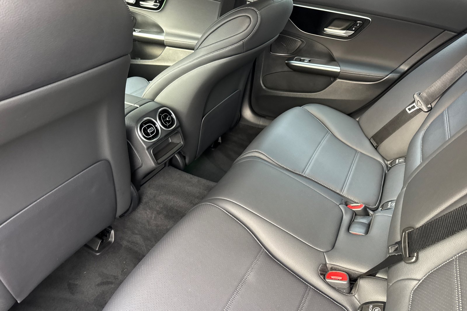 Certified 2026 Mercedes-Benz C 300 Sedan image 14
